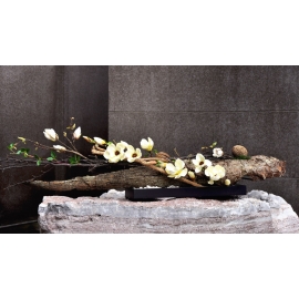 日式自然禪風白樹皮含苞花果枝造型 ( y14904 花藝設計 水平花藝設計 ) 